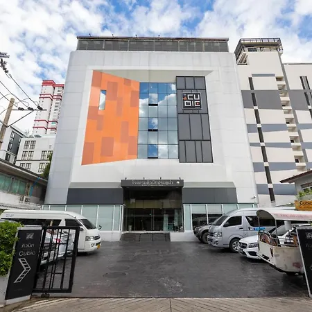 Cubic Pratunam