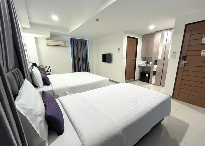 曼谷水门立方酒店 酒店 3*