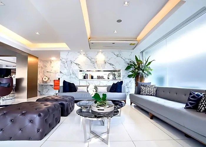 Cubic Pratunam Hotel